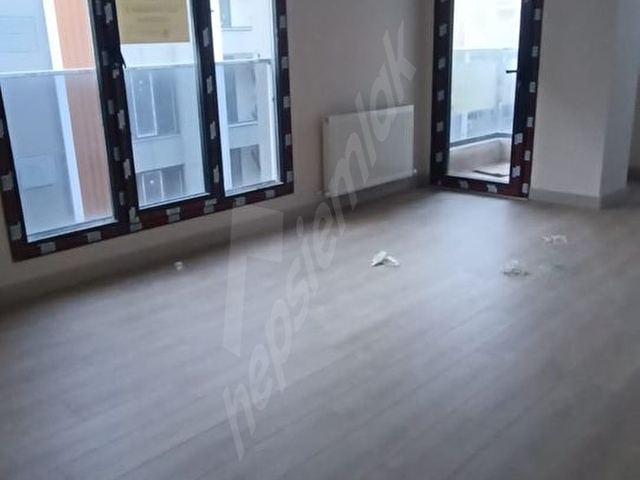 BAHÇELİEVLER MERKEZ MAHALLESİNDE GENİŞ 3+1 ARAKAT DAİRE - Görsel 7