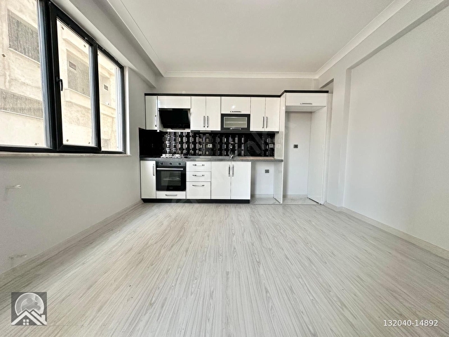 ⭐AY EMLAKTAN⭐AKÇAY ALTINKUMDA ŞIK TASARIMLI DENİZE YAKIN ARA KAT SATILIK 1+1 LÜKS DAİRE - Görsel 3