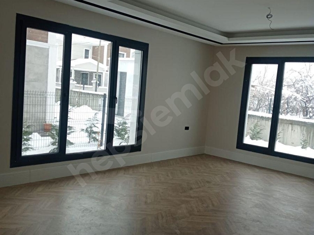 ERENKÖY (GEDİRİS) MEVKİ SATILIK 7+2 LÜKS VİLLA - Görsel 11