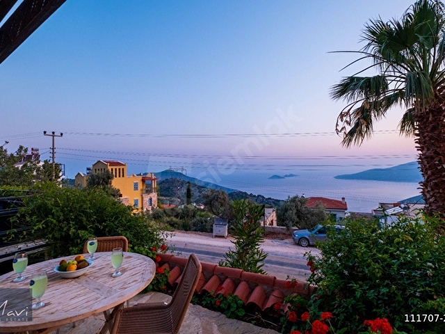 Kalkan koyuna hakim, ana yola bakan 2+1 eşyalı villa satılık - Görsel 11