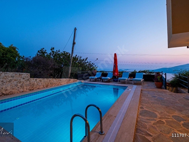 Kalkan koyuna hakim, ana yola bakan 2+1 eşyalı villa satılık - Görsel 24