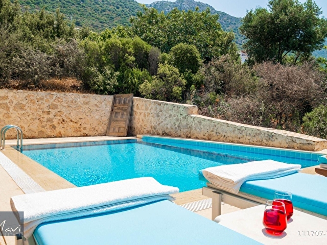 Kalkan koyuna hakim, ana yola bakan 2+1 eşyalı villa satılık - Görsel 29