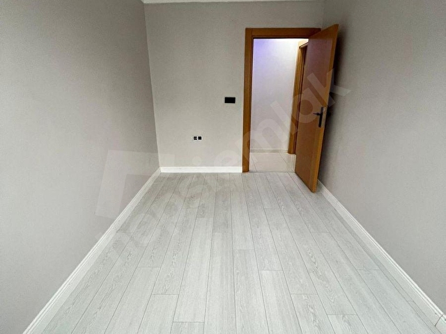 ÇIRÇIR MAH. METRO YAKIN 2+1 M2 95 M2 ŞEHİR MANZARALI OTOPARKLI - Görsel 11