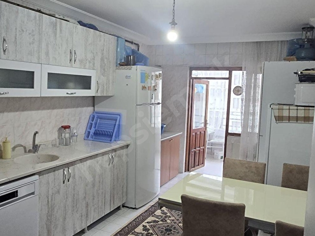 BOŞŞ 931 CADDE ÜZERİ ARAKAT ÖN CEPHE GENİŞ METRAJLI 3+1 DAİRE - Görsel 7