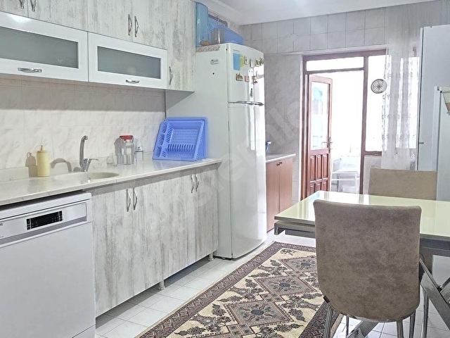BOŞŞ 931 CADDE ÜZERİ ARAKAT ÖN CEPHE GENİŞ METRAJLI 3+1 DAİRE - Görsel 5