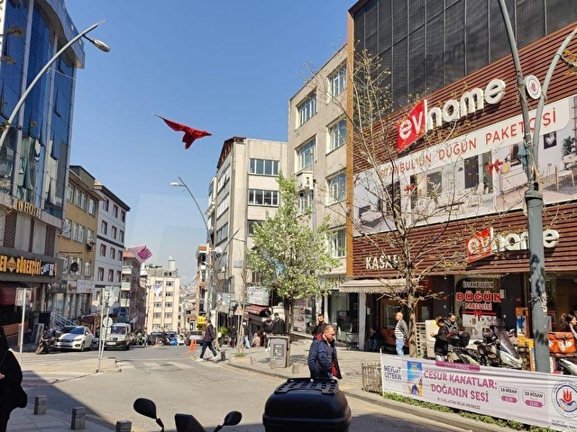 ÇAĞLAYANDA CADDE ÜZERİNDE TEKSTİL ATÖLYESİNE UYGUN KİRALIK DÜKKAN - Görsel 14