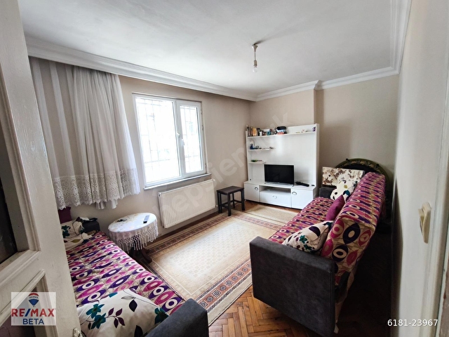 CUMHURIYETTE KÖŞEBAŞI 3 CEPHELI AVANTAJLI 2+1 GIRIŞ KAT DAIRE - Görsel 23