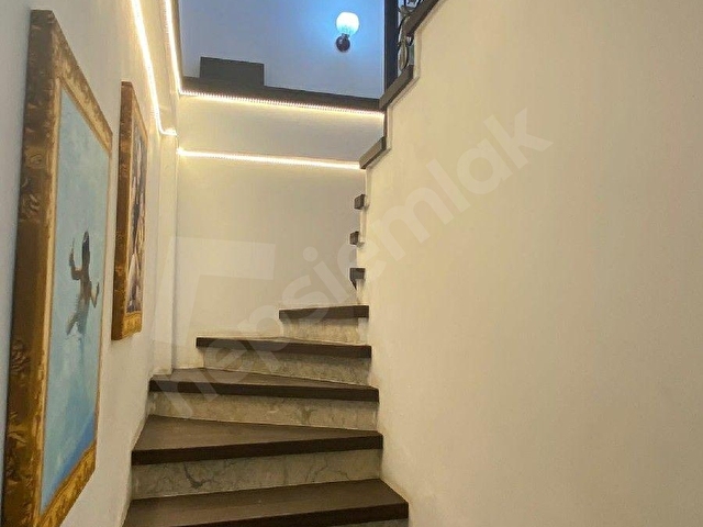 ÜNOĞLUDAN  SATİLİK HARİKA VİLLA - Görsel 12