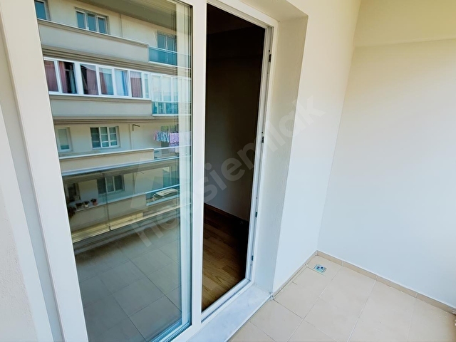 BAŞ-KALEDEN SİTE İÇERİSİNDE 2+1 ASANSÖRLÜ DOĞALGAZLI KİRALIK - Görsel 13