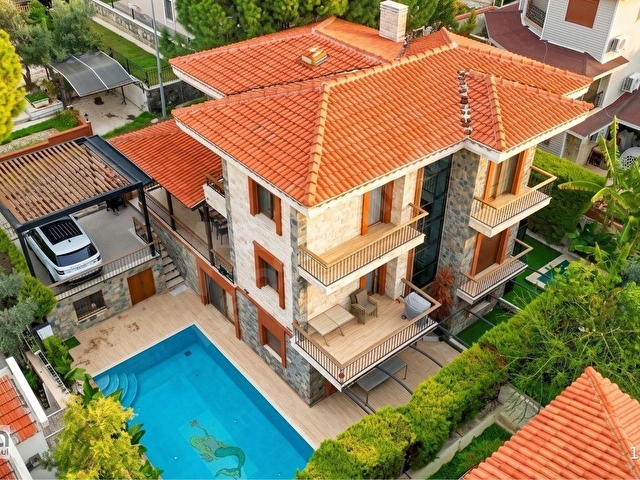 Çeşmede Muhteşem bir koya 2.sırada 7+2 Kiralık Müstakil Villa - Görsel 7