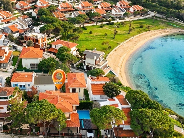 Çeşmede Muhteşem bir koya 2.sırada 7+2 Kiralık Müstakil Villa - Görsel 5
