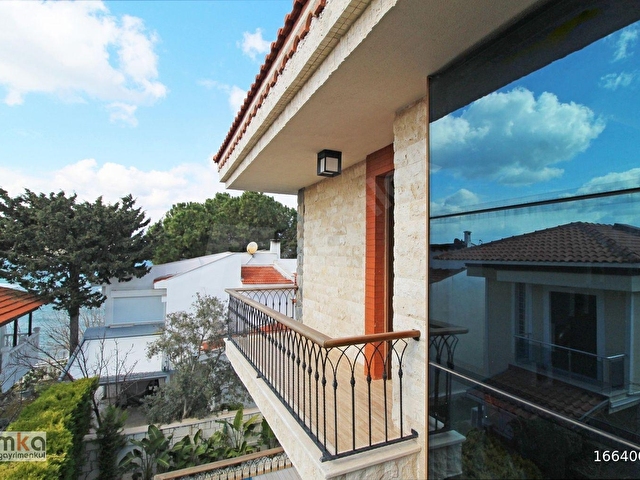 Çeşmede Muhteşem bir koya 2.sırada 7+2 Kiralık Müstakil Villa - Görsel 28