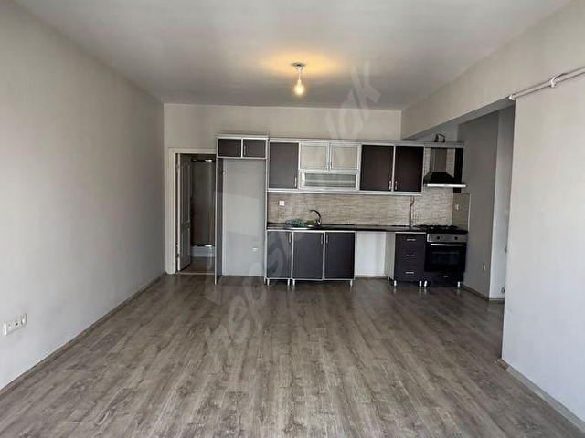 Beylikdüzü Site Metrobüse 3 Dk Ferah Geniş 1+1 Kiralık Daire - Görsel 16