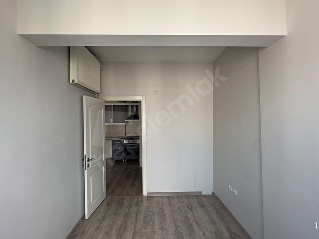 Beylikdüzü Site Metrobüse 3 Dk Ferah Geniş 1+1 Kiralık Daire - Görsel 30