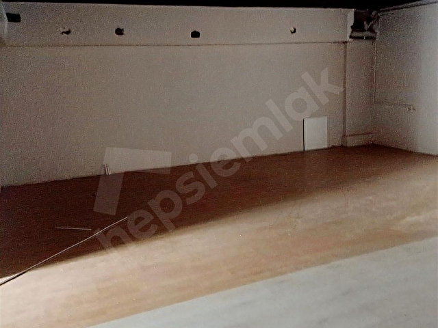 ATAŞEHİR İÇERENKÖY HER İŞ İÇİN UYGUN 300M2 3 KATLI DÜKKAN MAĞAZA - Görsel 10