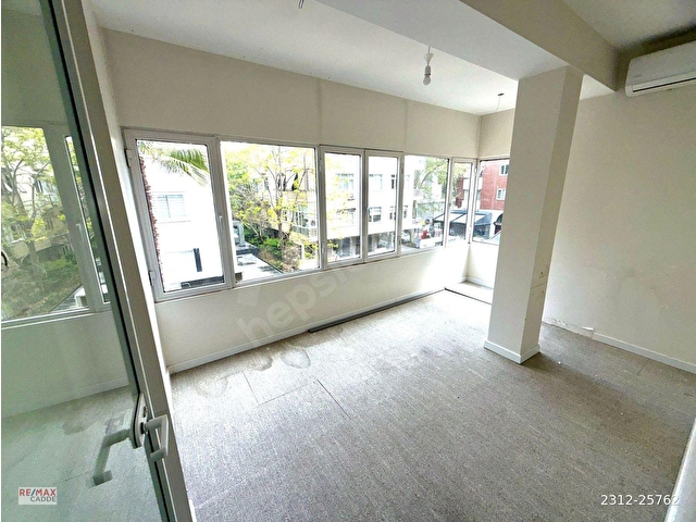 Bağdat Caddesi Üzeri ve Cepheli 215m2  7+1  Kiralık İş Yeri - Görsel 14