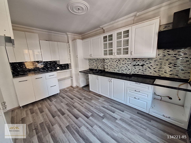 Fındıklı Mahallesi Merkezi lokasyon 3+1 kiralık daire - Görsel 15