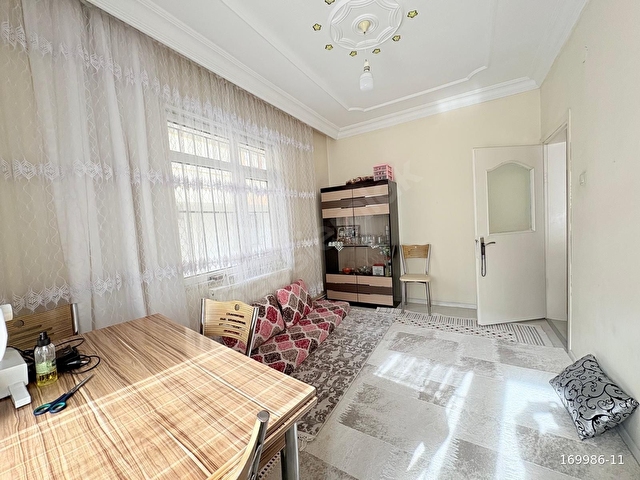 ELİT EMLAKTAN SATILIK KOT 1 BALKONLU DAİRE - Görsel 13