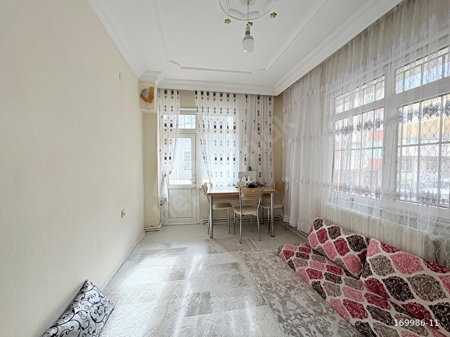 ELİT EMLAKTAN SATILIK KOT 1 BALKONLU DAİRE - Görsel 18