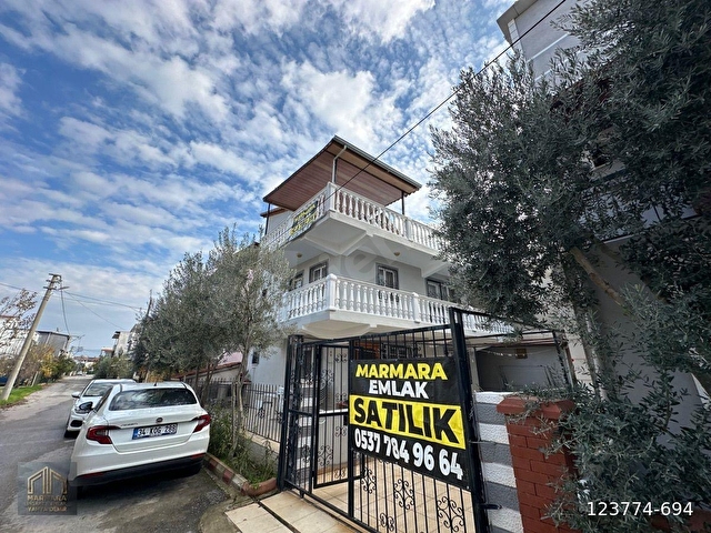 SEFERİHİSAR DOĞANBEY DE 4+1 SATILIK VİLLA DENİZE 300 METRE