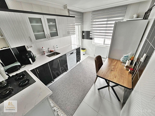 **LİYAREL GAYRİMENKULDEN GENİŞ M2 GENİŞ BALKON ASANSÖRLÜ 3+1** - Görsel 6