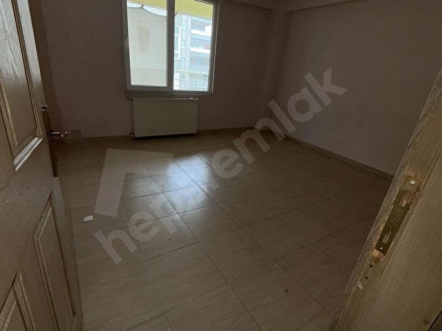 Uçaksavar Kavşağı 2. Parselde Kiralık 3+1 Geniş Daire - Görsel 16