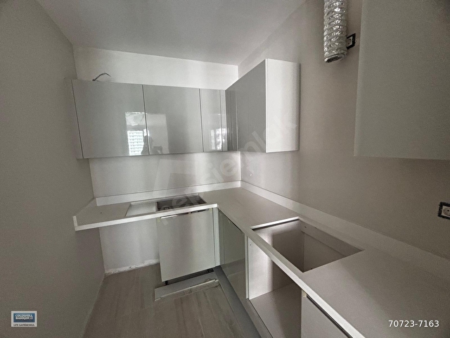MEGAPOL İZMİR TOWER THREE REZİDANS KULEDE SATILIK 1+1 DAİRE - Görsel 10