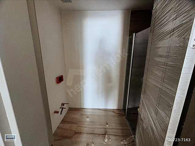 MEGAPOL İZMİR TOWER THREE REZİDANS KULEDE SATILIK 1+1 DAİRE - Görsel 11