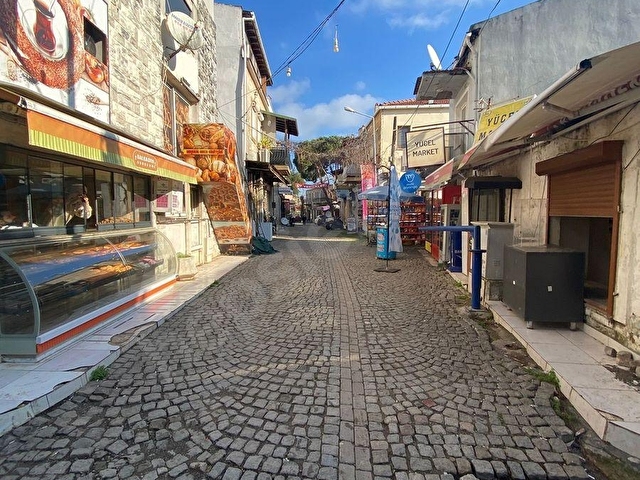 TURYAPTAN YENİFOÇANIN KALBİNDE CADDE ÜZERİ SATILIK İŞYERİ - Görsel 5