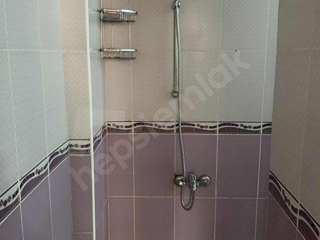 Sevgi Mahellesinde 3 + 1 Ara Kat Doğalgazlı Kiralık Daire - Görsel 4