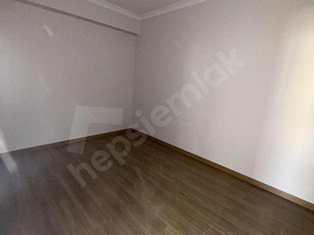 AVCILAR MERKEZ MAH. SIFIR EMSALLERİNDEN BÜYÜK 2+1 KİRALIK DAİRE - Görsel 17