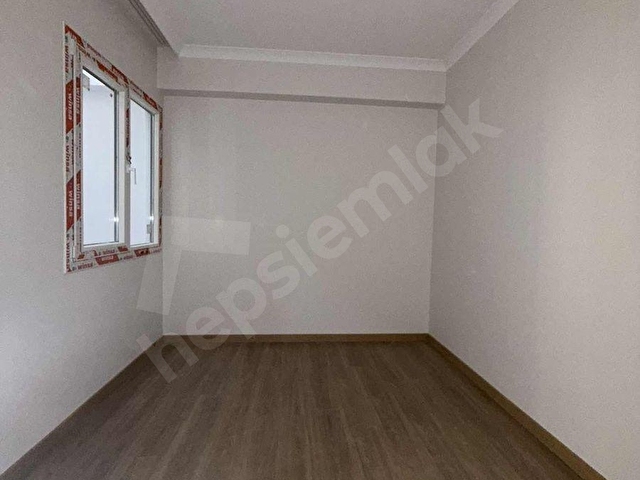 AVCILAR MERKEZ MAH. SIFIR EMSALLERİNDEN BÜYÜK 2+1 KİRALIK DAİRE - Görsel 10