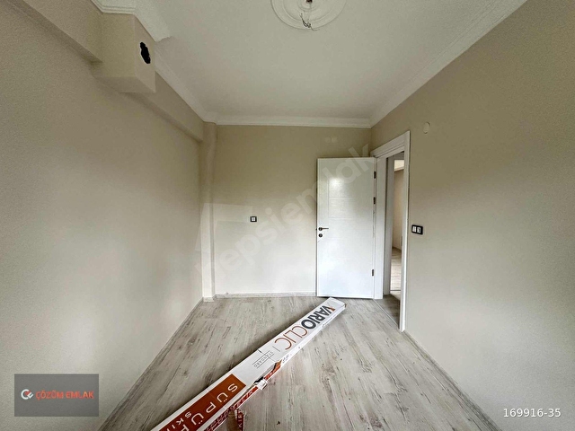 ÇÖZÜM EMLAKTAN MURADİYEDE 2+1 KAPALI MUTFAK KARANLIKSIZ DAİRE - Görsel 19