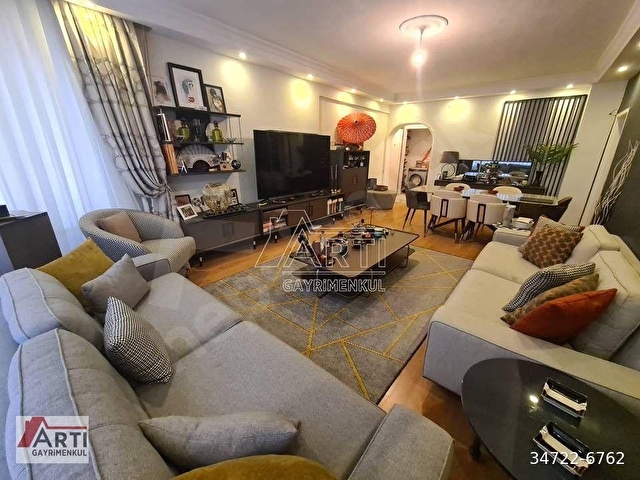 Kadıköy Merdivenköy de Site İçerisinde Yapılı Temiz 3+1 Satılık Daire - Görsel 6