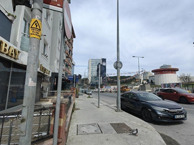 ÜMRANİYE AKTÜELDEN NİKAH SARAYI KARŞISINDA 90 M2 FIRSAT - Görsel 2