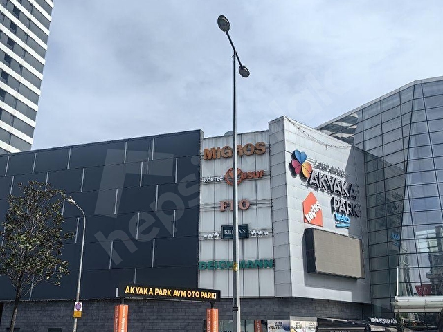 ÜMRANİYE AKTÜELDEN NİKAH SARAYI KARŞISINDA 90 M2 FIRSAT