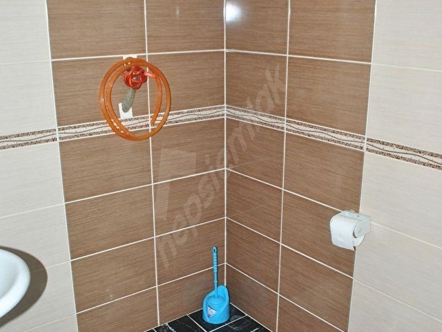 HALK  CADDESİNDE  FUL  YAPILI  3+1  2. KAT DAİRE 125 M2 - Görsel 17