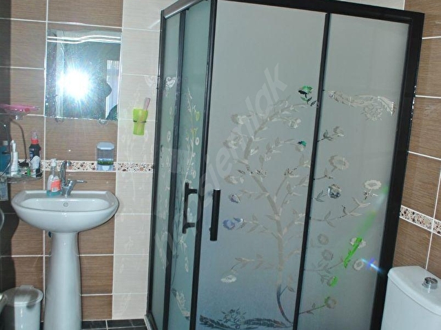 HALK  CADDESİNDE  FUL  YAPILI  3+1  2. KAT DAİRE 125 M2 - Görsel 11