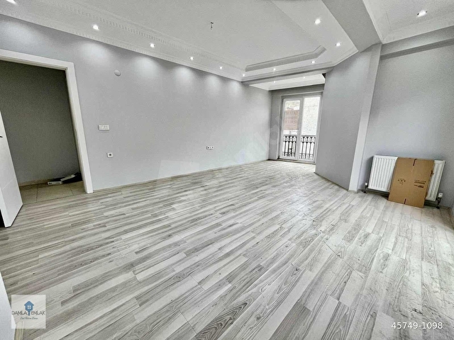 DAMLADAN SULTANMURAT CADDESİ ÜZERİ 2+1 92 M2 ASANSÖRLÜ ARAKAT. - Görsel 2