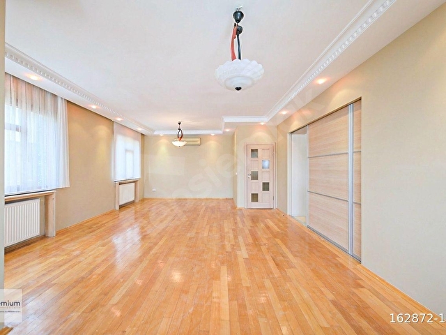 Ümraniye İstanbul Sitesi Satılık İçi Yapılı 4+1 Dubleks Daire - Görsel 9