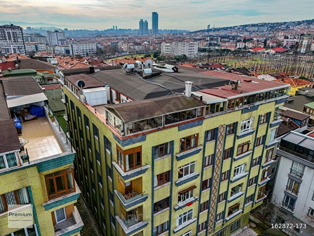 Ümraniye İstanbul Sitesi Satılık İçi Yapılı 4+1 Dubleks Daire