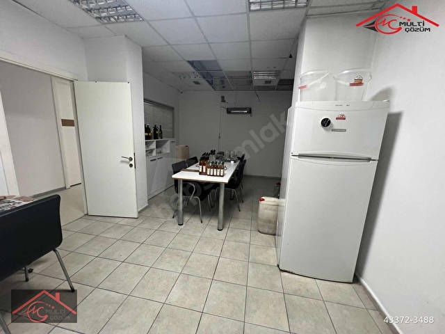 Yenibosna Yıldırım Beyazıt caddesinde kiralık 2 katlı dükkan işyeri ofis depo iş hanında Giriş ve bo - Görsel 21