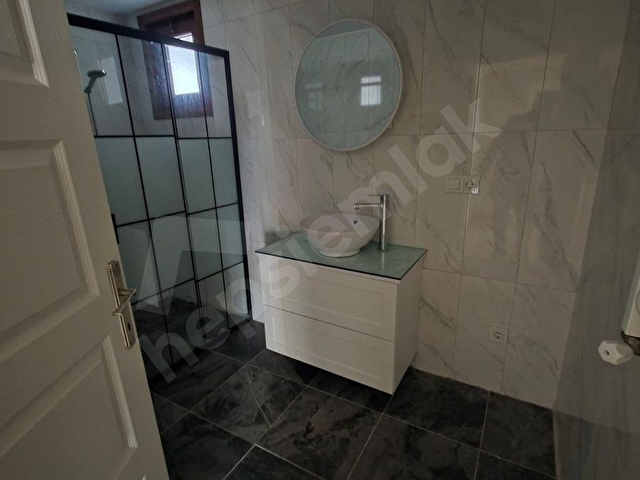 Doğa Manzaralı, Geniş Teraslı Kiralık 3+1 Daire - Görsel 16