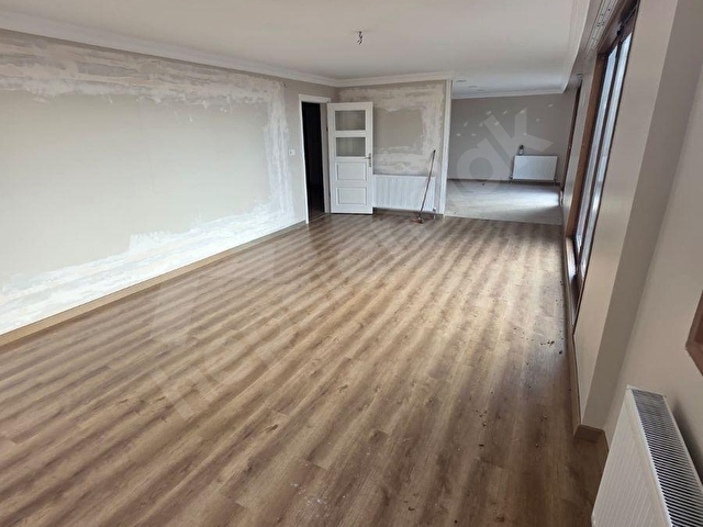 Doğa Manzaralı, Geniş Teraslı Kiralık 3+1 Daire - Görsel 5