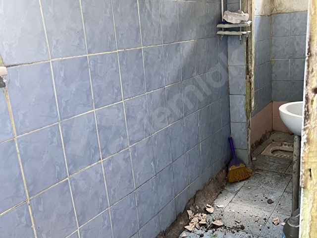 Satılık hisse 2 Katlı Kargir Ev ve Arsası - Görsel 3
