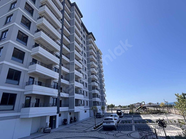 HANİFE YILDIZ GAYRİMENKULDEN ÇAKIRKENT DE BÜYÜK 1+1 DAİRE