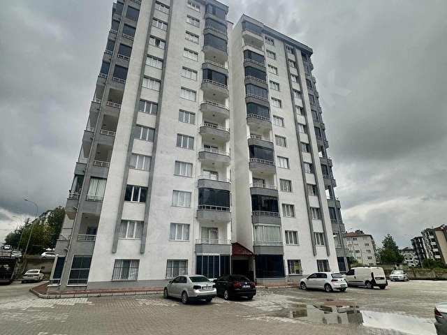 Niğde Aşağıkayabaşı Özbelde Sitesinde Satılık 3+1 Geniş Daire