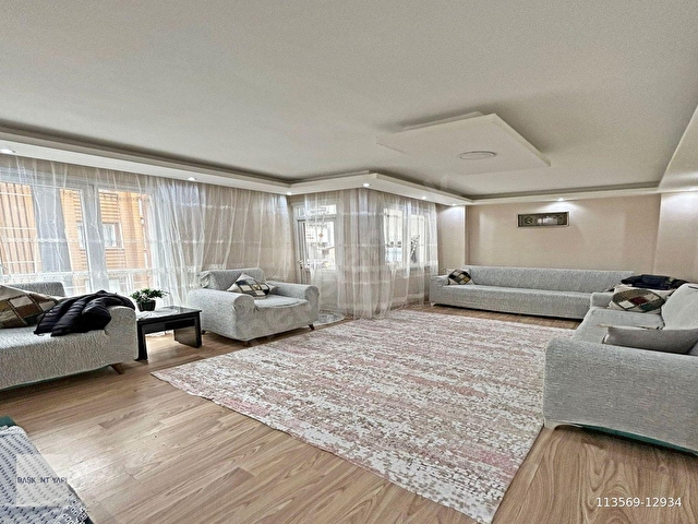 BAŞKENT YAPIDAN CADDEYE YAKIN TEK DAİRE ÜZERİ ÇİFT BALKONLU 2+1