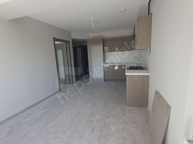 BORNOVA MERKEZDE SIFIR 2+1 SATILIK - Görsel 3