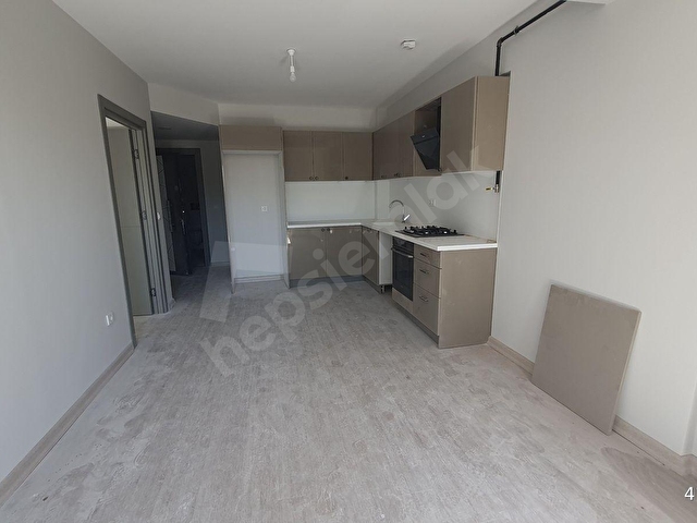 BORNOVA MERKEZDE SIFIR 2+1 SATILIK - Görsel 4